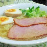 鶏ガラ→白湯スープ→自家製ラーメン